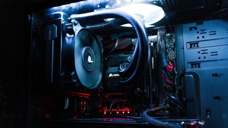 PC Gaming Assemblato vs Preassemblato: Qual è la Scelta Migliore per Te?